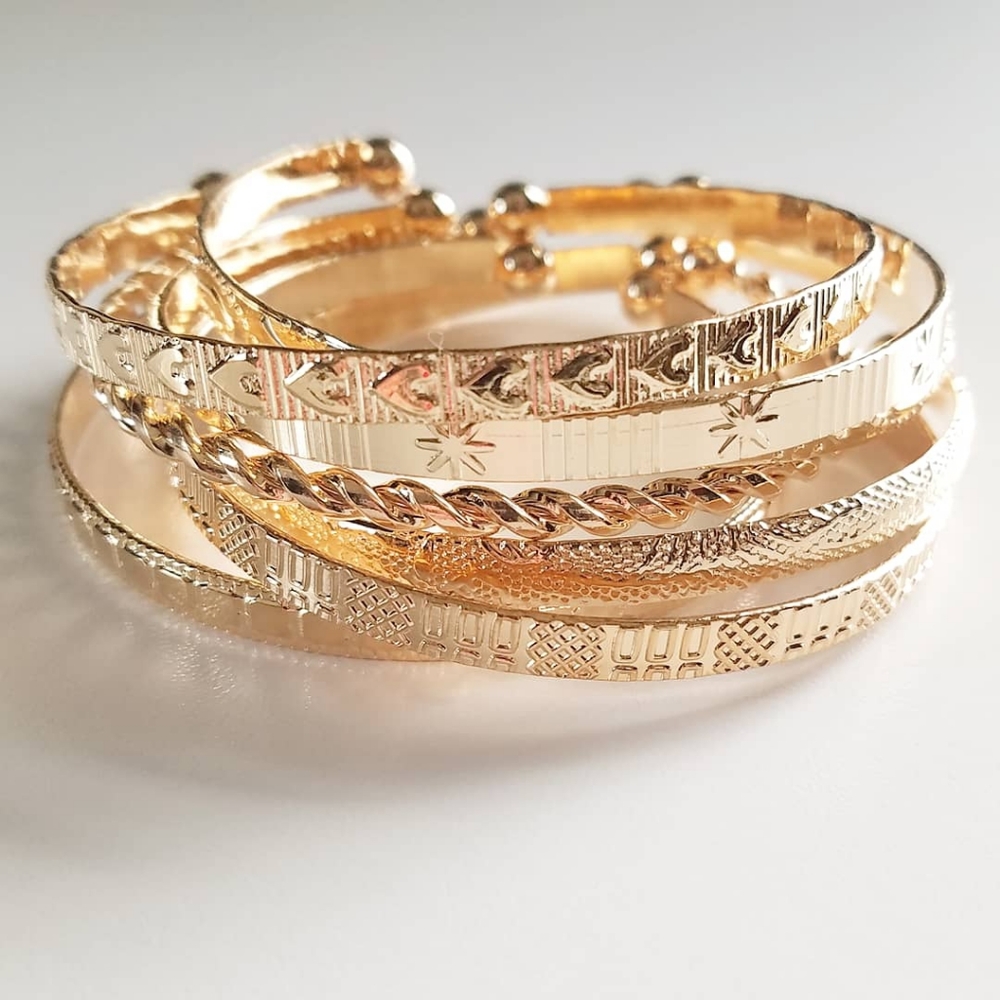 ✦ Gold Bangle Bracelets Set ✦